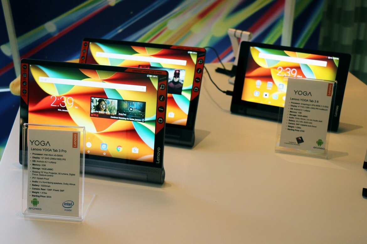 Hands On With Lenovo’s Gaming Systems, Desktops and Yoga Mobile Products At CES 2016