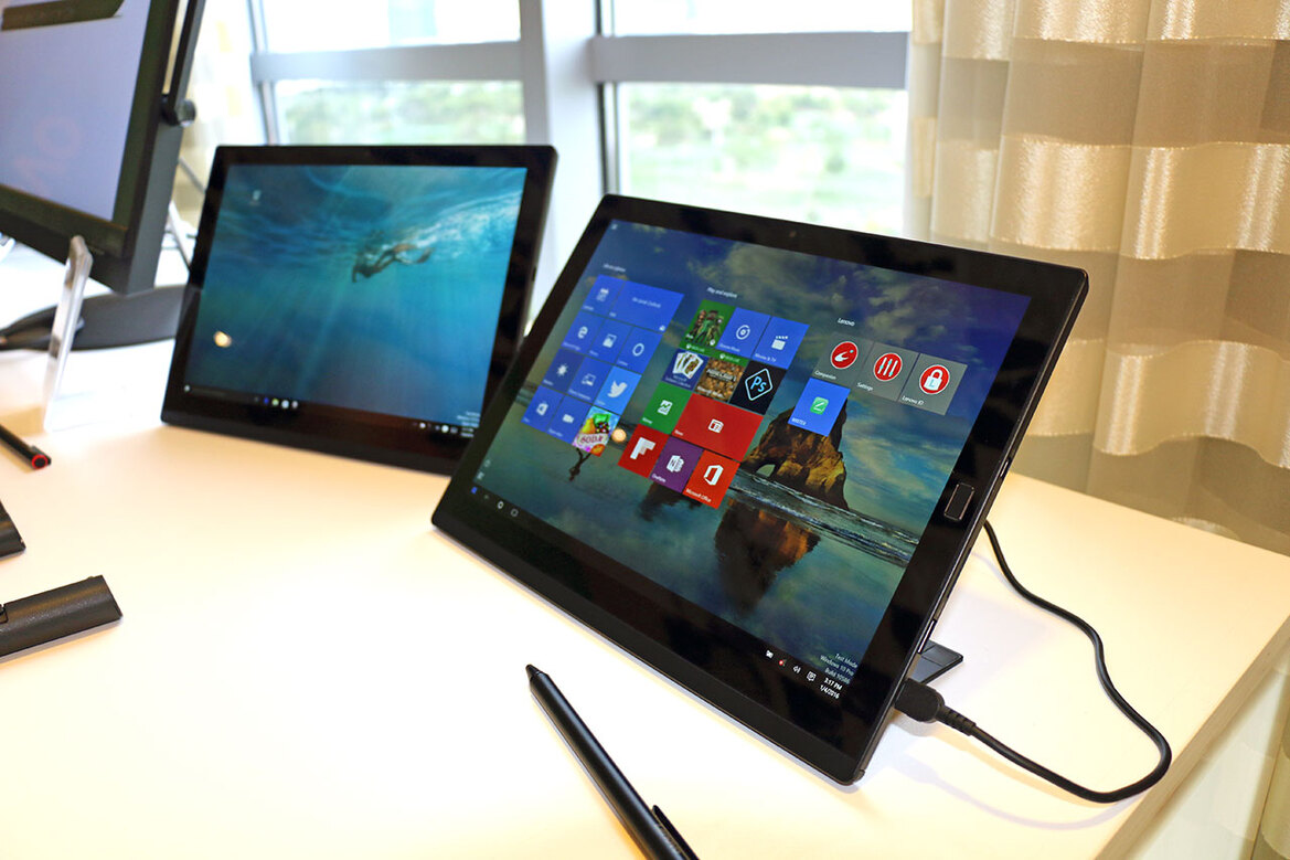 Hands-On Lenovo ThinkPad X1 Yoga With OLED Display, X1 Carbon And X1 Tablets At CES 2016