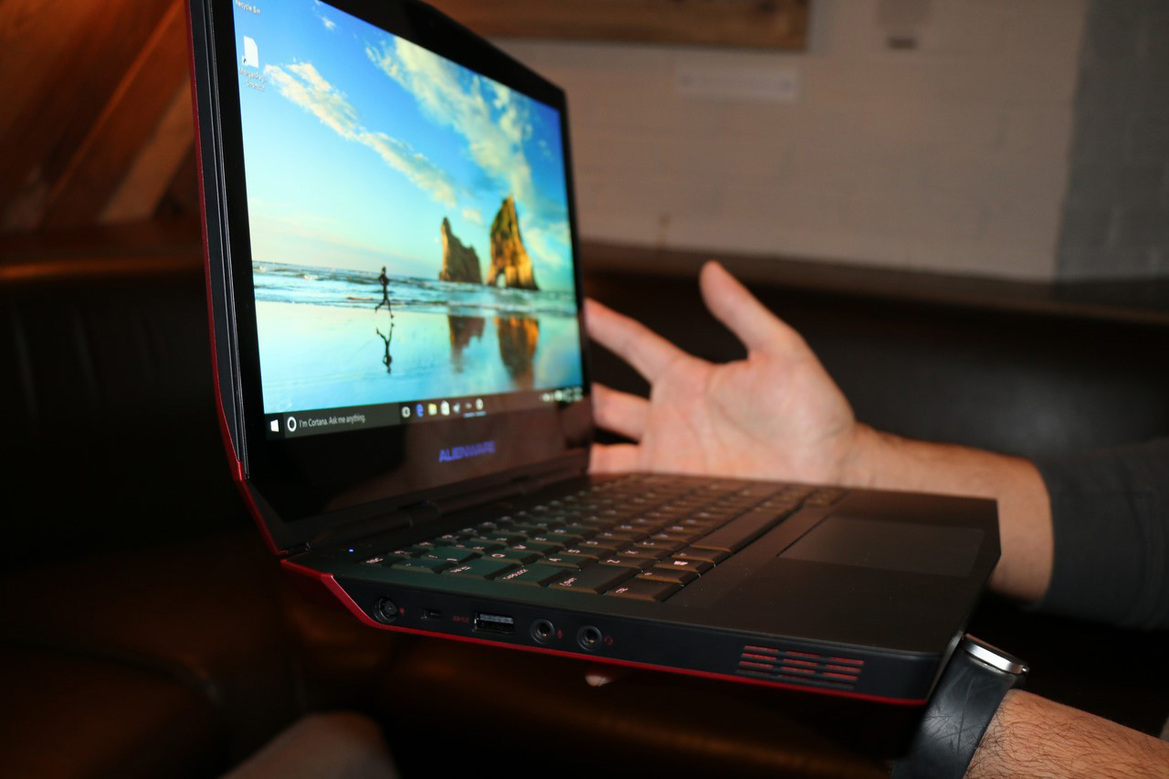 Dell Gives Alienware 13 A Dazzling OLED Upgrade, Makes Competition 'Red' With Envy