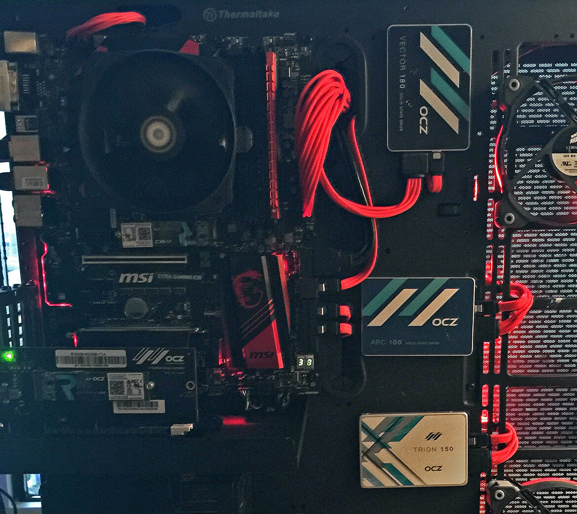 OCZ RevoDrive 400 NVMe SSD Rips Through CES 2016 At 2.7GB Per Second