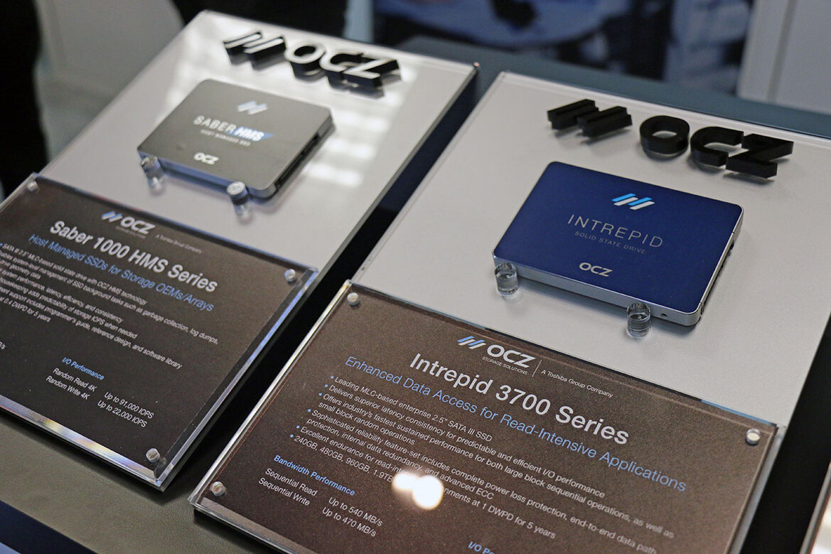 OCZ RevoDrive 400 NVMe SSD Rips Through CES 2016 At 2.7GB Per Second