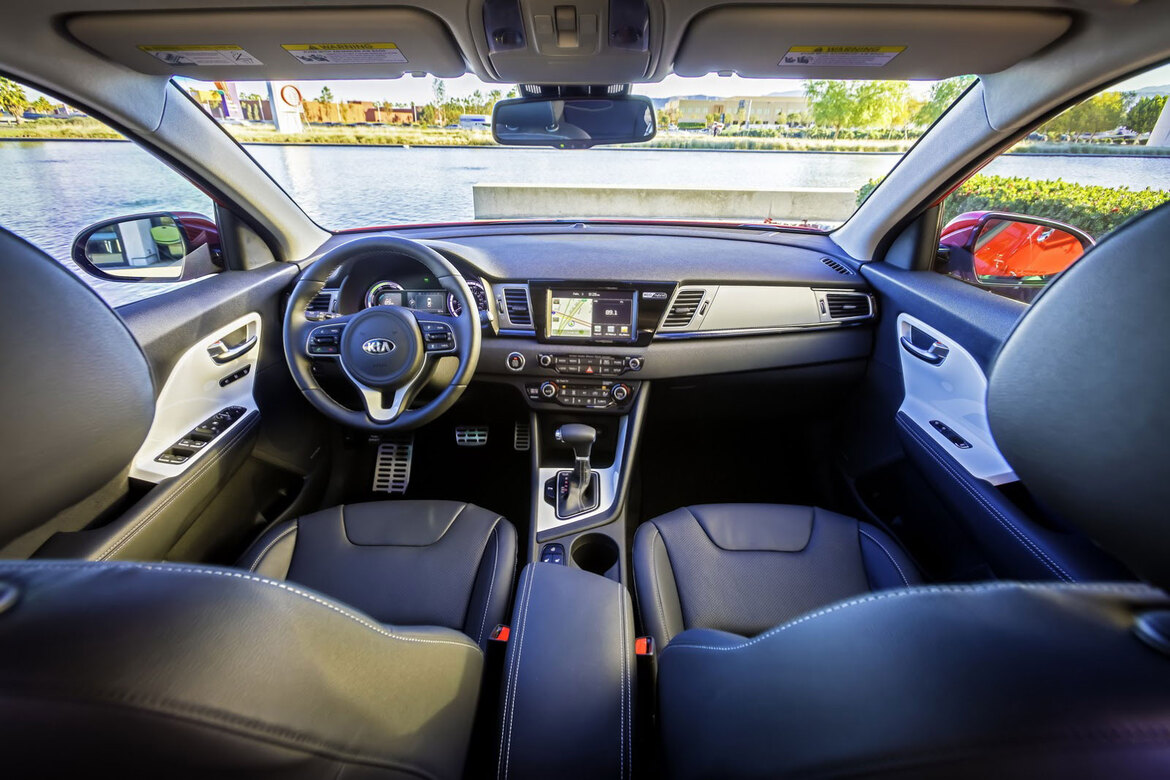 50mpg Kia Niro Hybrid Launches Full Frontal Assault On Kooky Toyota Prius