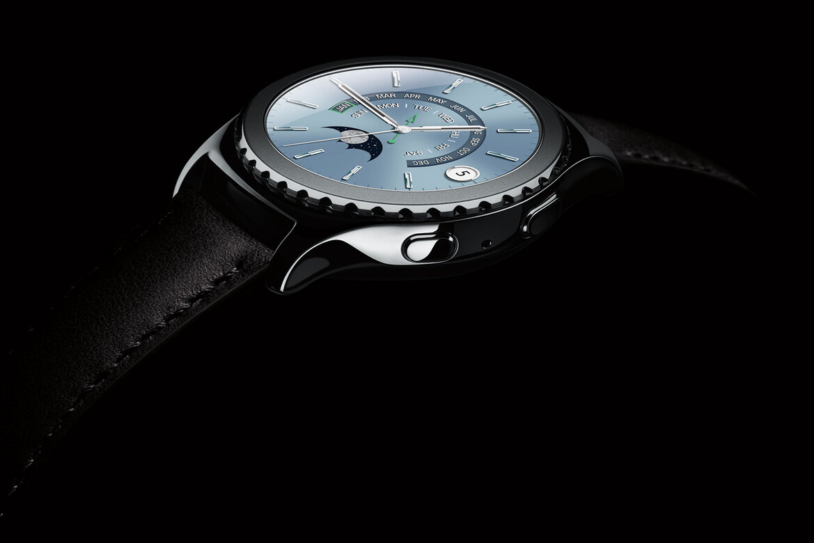 Samsung’s Platinum And Rose Gold Gear S2 Classic Smartwatches Available Friday For $450