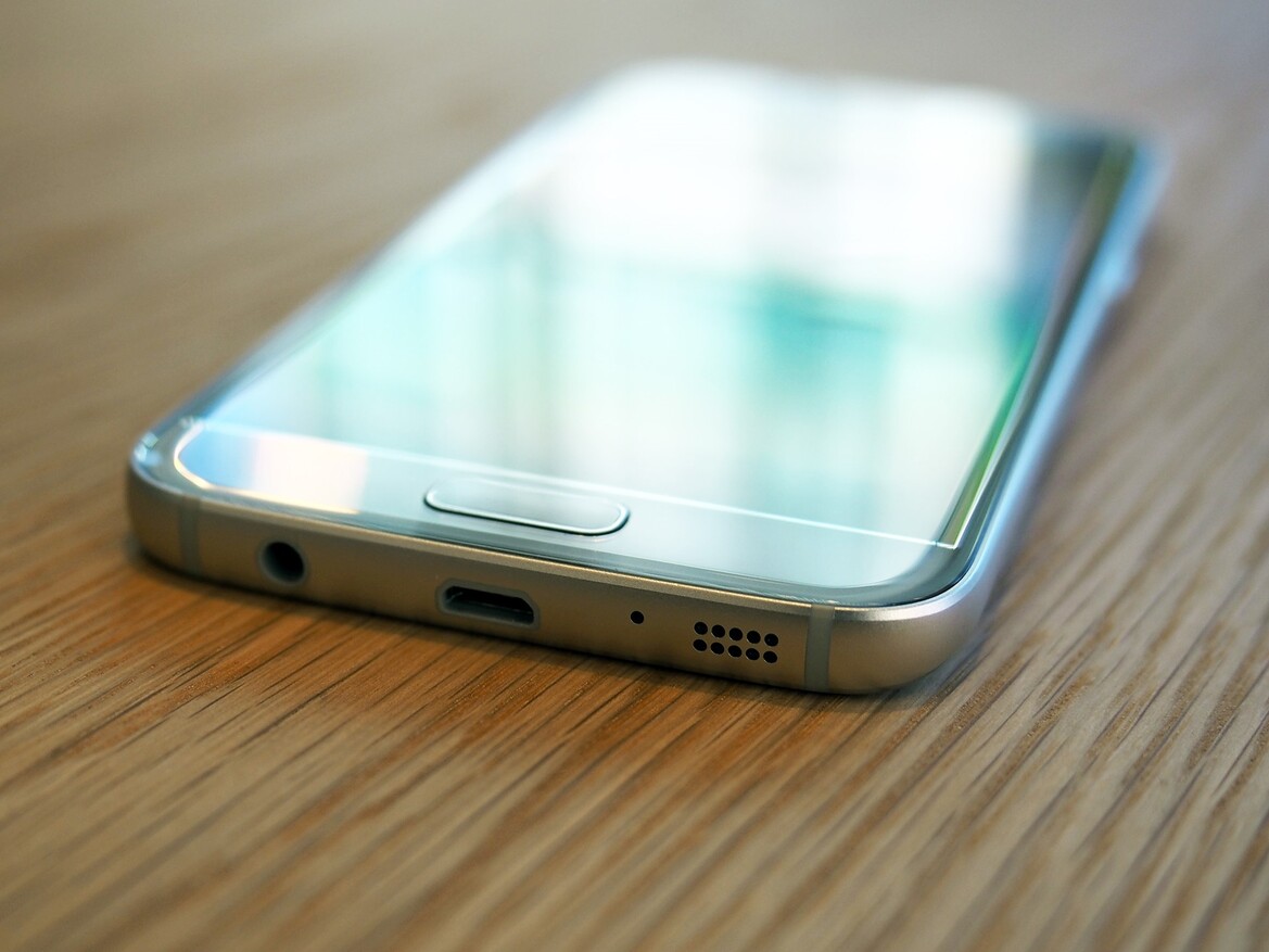 Hands-On Samsung Galaxy S7, Galaxy S7 Edge And Gear 360 VR With Submersion Test