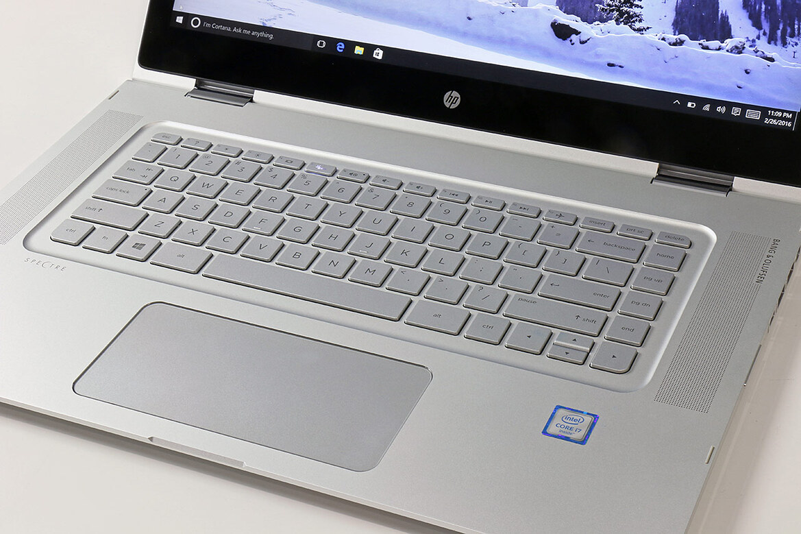 HP's Spectre X360 Invades MWC 2016 Week And We're Good With That