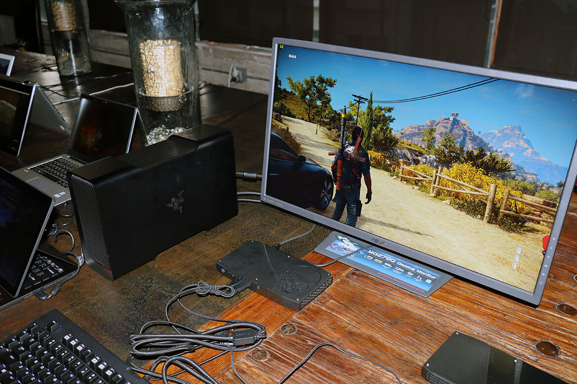 Update: Hands-On Action With Intel's Impressive Skull Canyon Gaming NUC Mnin PC With Core i7, Iris Pro Graphics, Thunderbolt