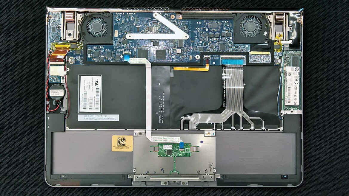 HP’s Ultra Thin 13-inch Spectre Goes MacBook Huntin’ With Skylake Core i7, Thunderbolt 3, Fancy Piston Hinges