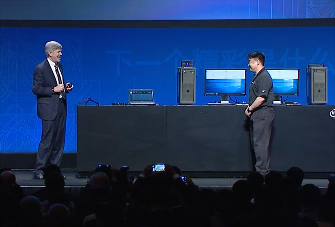Intel Demos Blinding Speed In 3D XPoint Memory Optane SSD Demo, Transfers 25GB Of Video In 15 Seconds