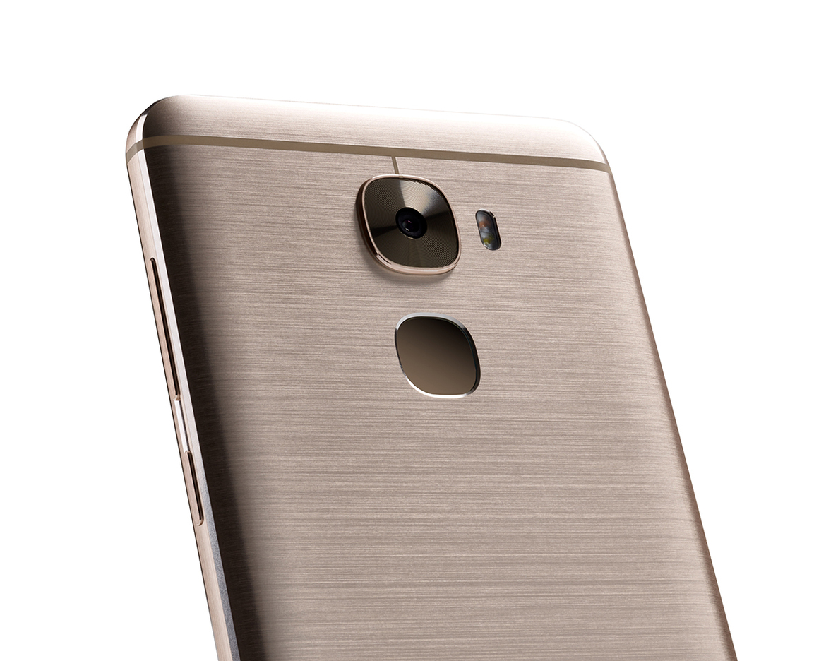 LeEco Enters US Market With Disruptive Pricing On Smartphones, VR Headset, HDTV, And More