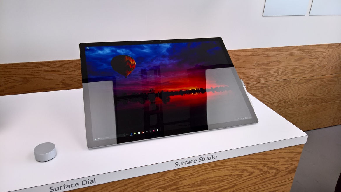 Hands On And First Impressions Of The Microsoft Surface Studio AIO PC