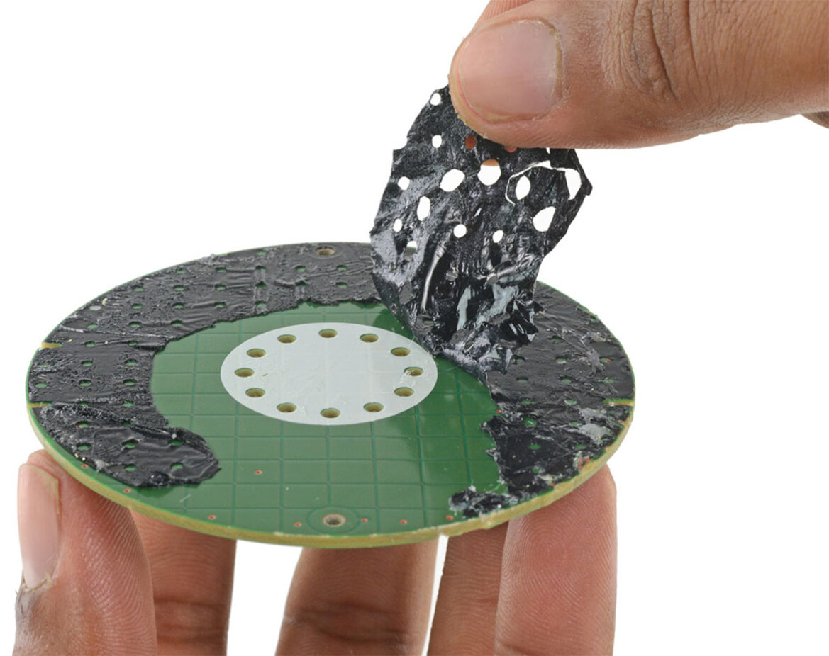 Google Home Teardown Reveals Chromecast Roots, Hassle-Free Modular Construction
