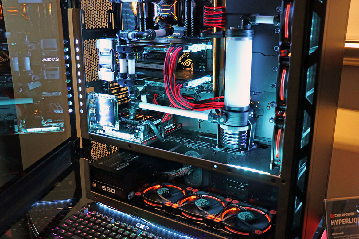 CyberPower's Drool-Worthy Pro Streamer 2 And Luxe Gaming Systems Give Us Killer PC Envy At CES 2017