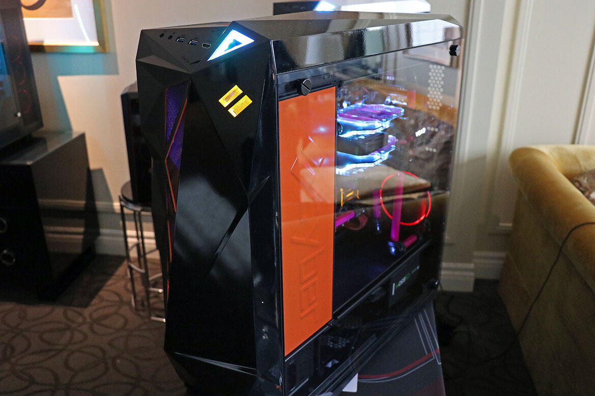 CyberPower's Drool-Worthy Pro Streamer 2 And Luxe Gaming Systems Give Us Killer PC Envy At CES 2017