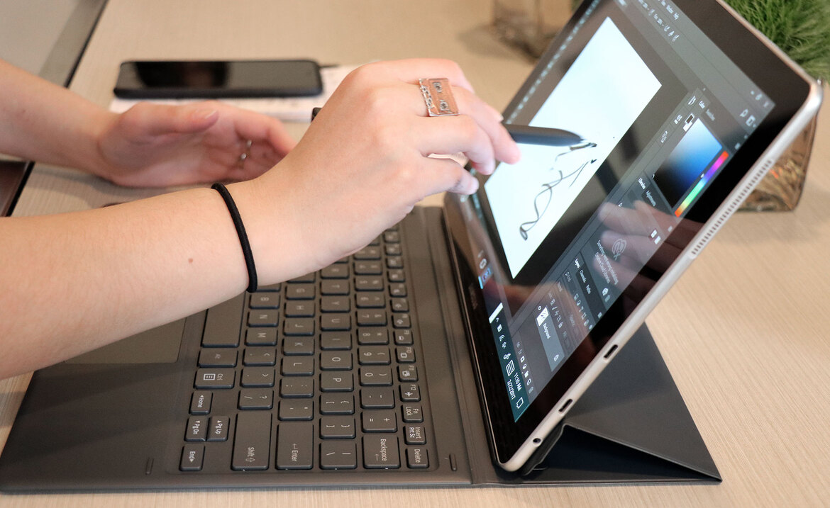 Samsung Unveils Galaxy Book 12 And Book 10 Windows 2-In-1 Convertibles, Galaxy Tab S3 10-Inch Android Slate