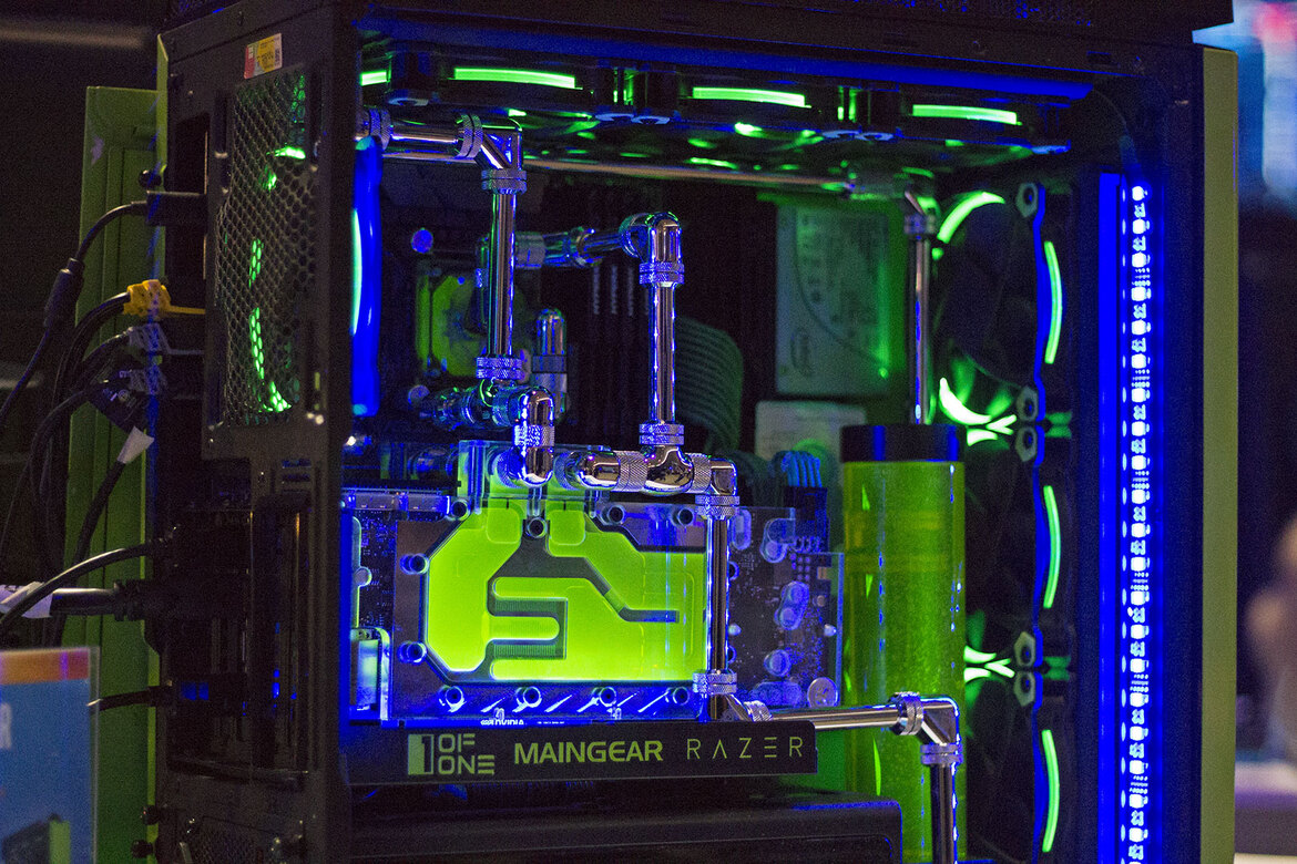 Live With Maingear's Killer R1 Razer Edition Gaming PC And A Chance To Win An MG Rig At PAX East