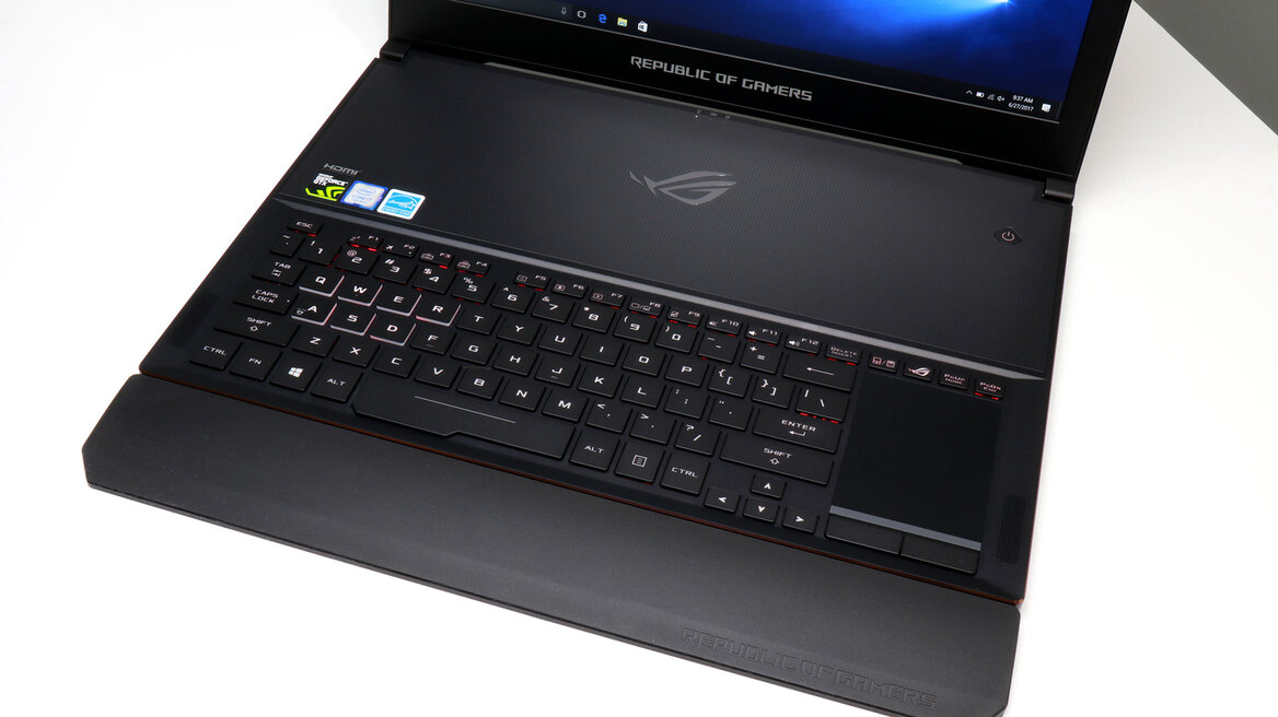 ASUS Zephyrus With GeForce GTX 1080 Max-Q Gaming Laptop Preview: Thin And Beastly