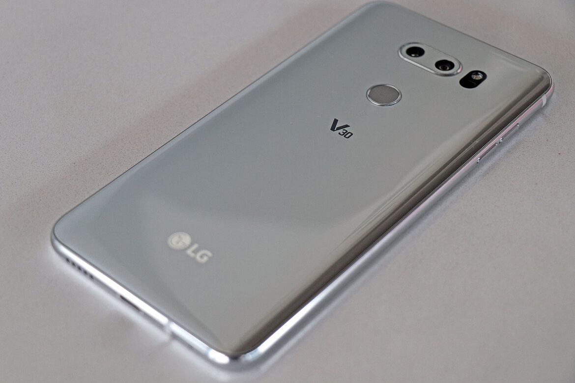 LG V30 Hands-On First Look: What May Be A Fantastic Android Flagship