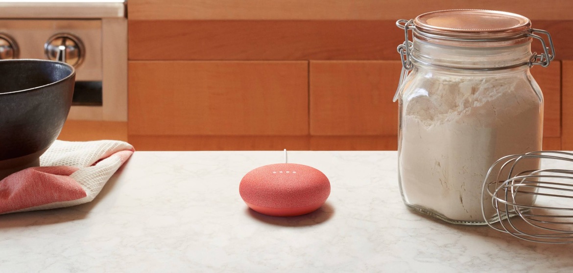 Google Home Mini, Home Max Expand Google's AI Smart Speaker Assault Against Amazon Echo