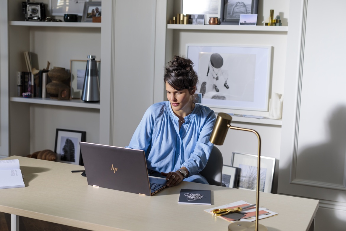 HP Spectre x360 15 2-in-1: First Convertible Powered By Intel 8th Gen Core With Radeon RX Vega Graphics