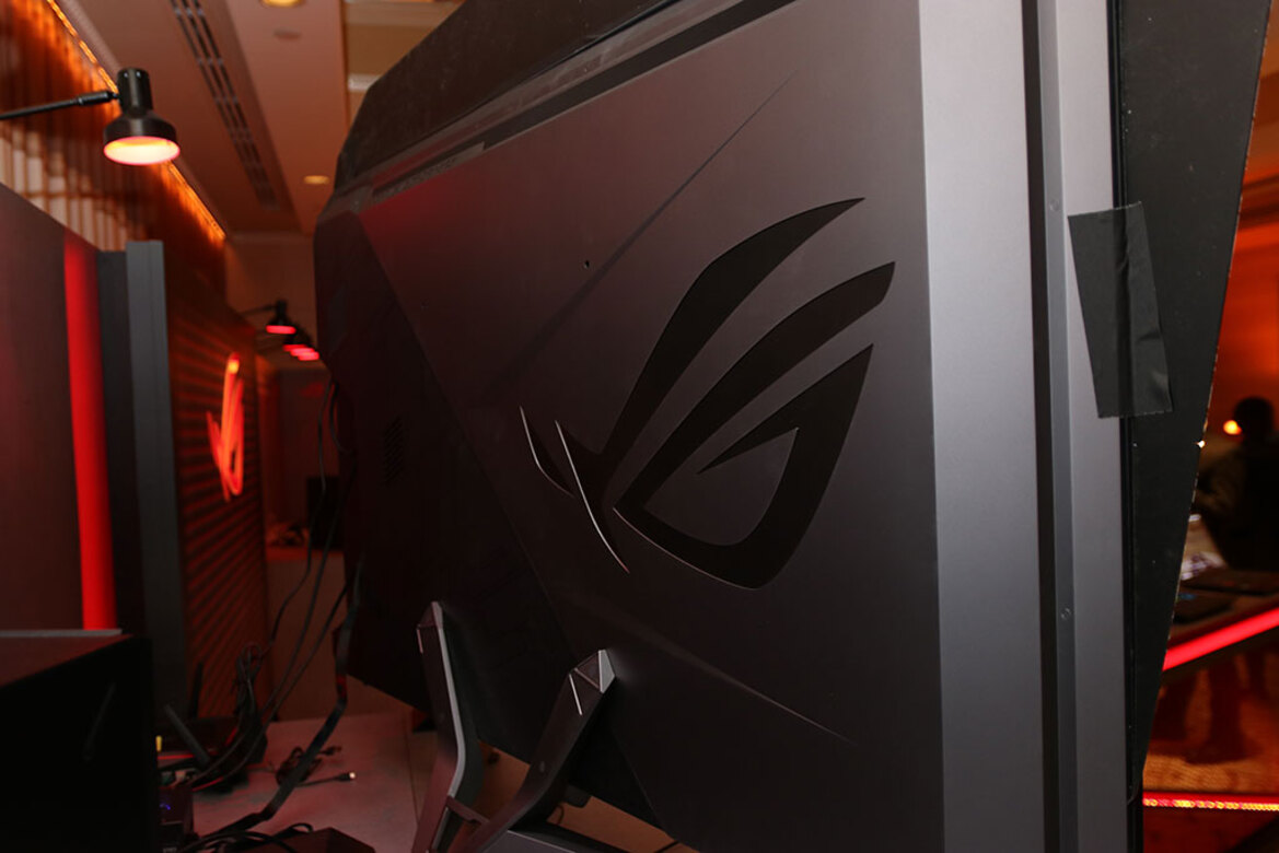 ASUS CES 2018 Showcase Brings 4K OLED Panels, BFGDs, Z370 Goodness And Killer WiFi Routers