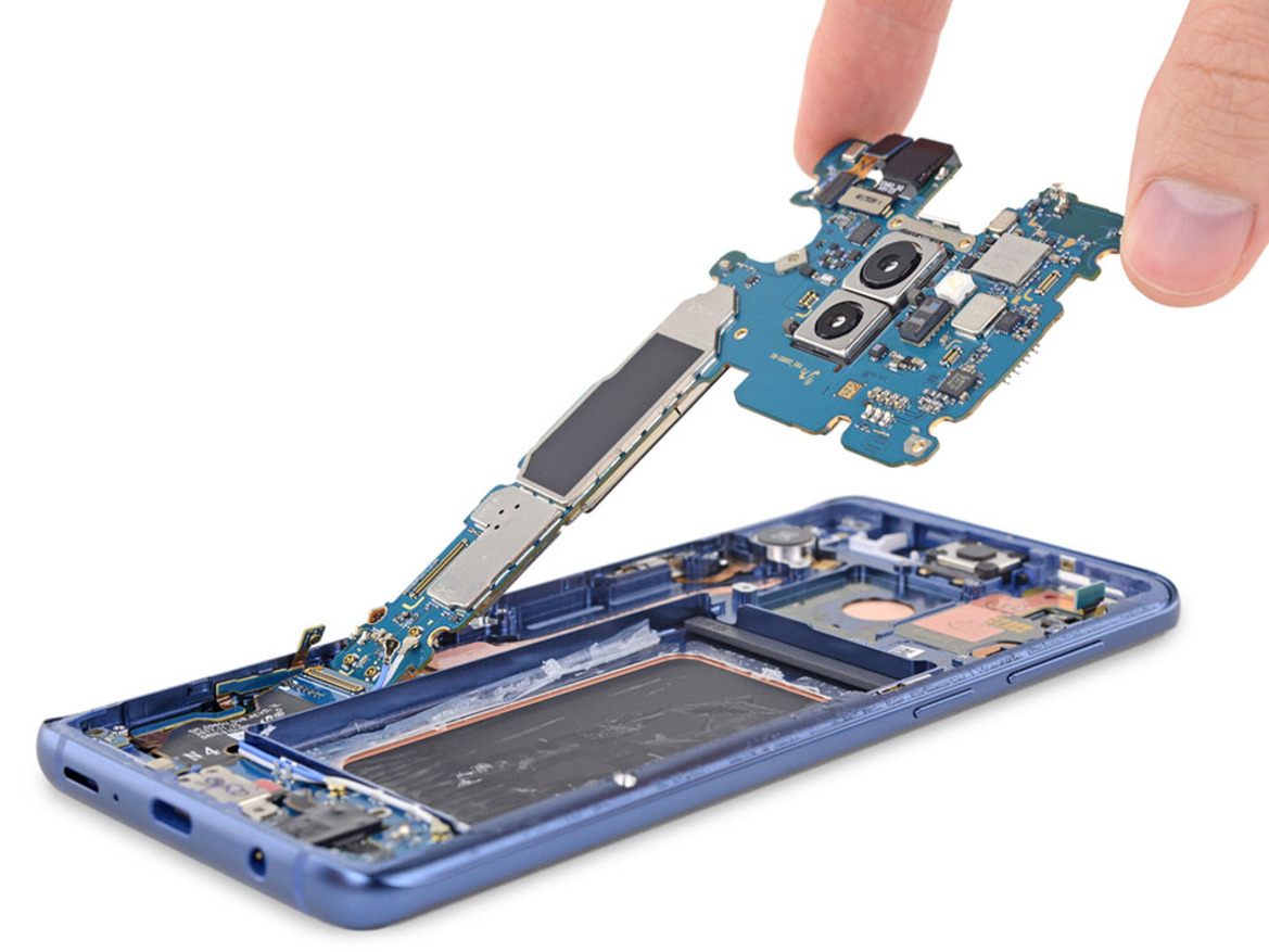 Galaxy S9+ Teardowns Reveals Moderate Repairability, Impressive Multi-Camera Mojo