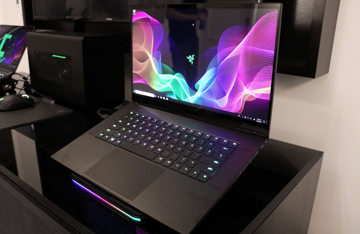Razer Unleashes Blade 15 Gaming Laptop With Coffee Lake-H, GTX 1070 And New Razer Core X
