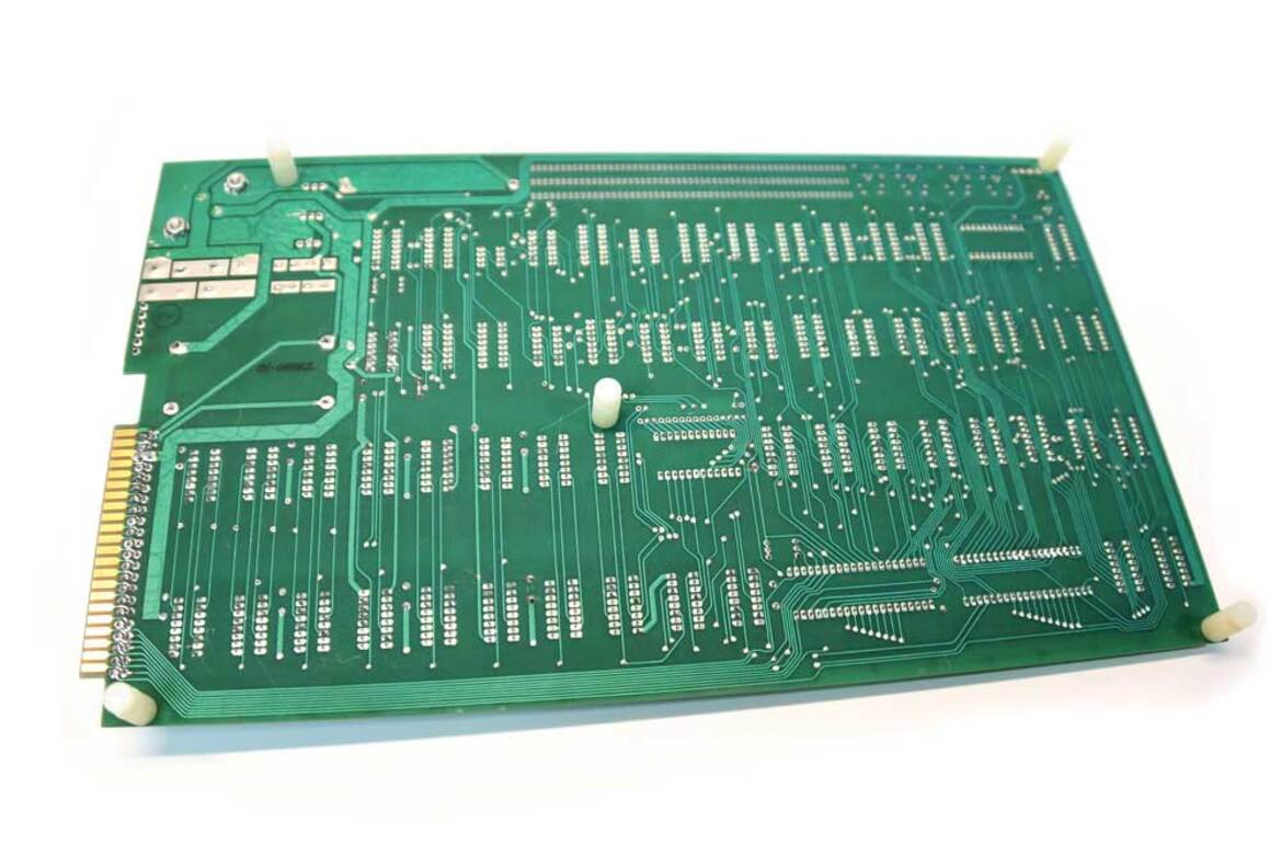 Ultra-Rare 1970s Era Apple 1 Computer Hits Auction Block Valued At Big Bucks
