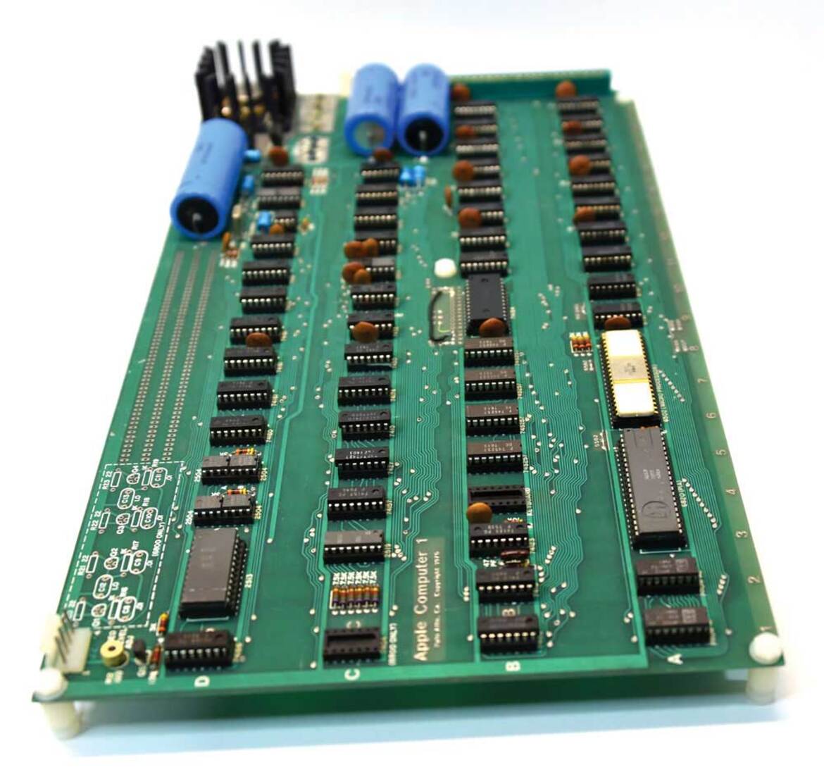 Ultra-Rare 1970s Era Apple 1 Computer Hits Auction Block Valued At Big Bucks