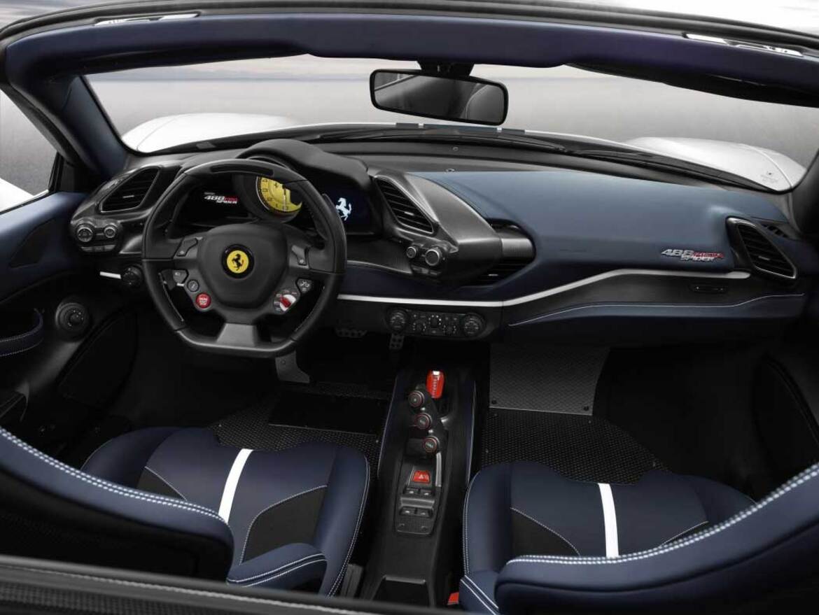 Ferrari 488 Pista Spider Is A Drop Dead Sexy 720hp Supercar Roadster