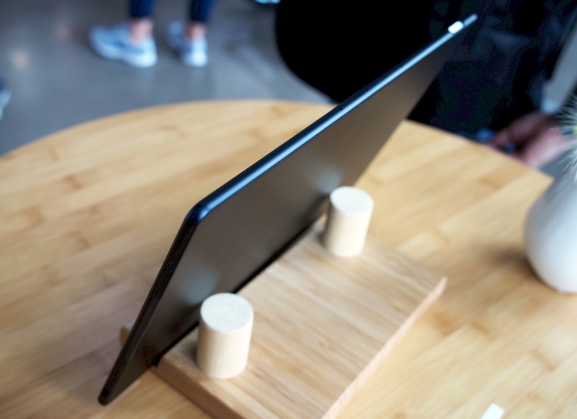 Google Pixel Slate Tablet Unveiled With 8th Gen Intel Core And Molecular Display