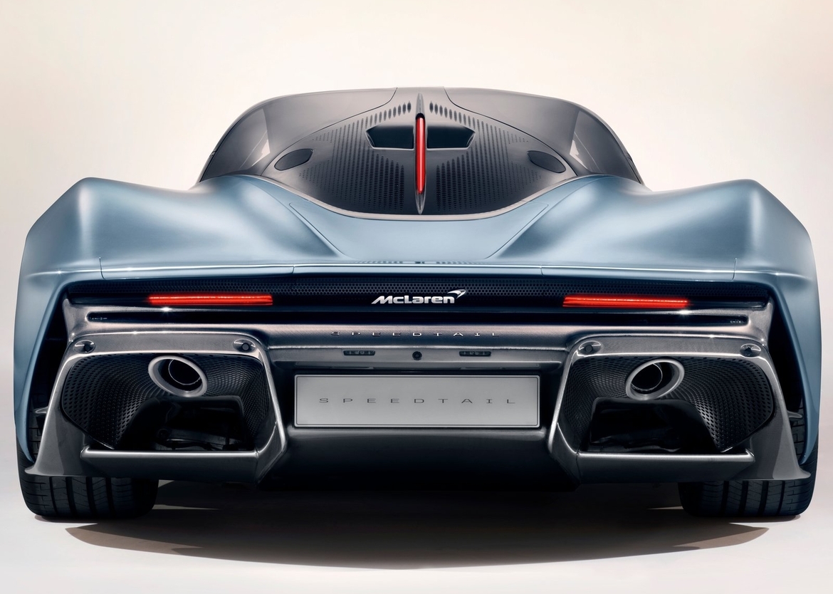 McLaren Speedtail Pumps 1035HP And 250MPH Top End As Rightful Heir To Legendary McLaren F1
