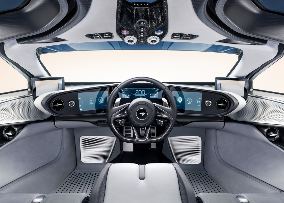 McLaren Speedtail Pumps 1035HP And 250MPH Top End As Rightful Heir To Legendary McLaren F1