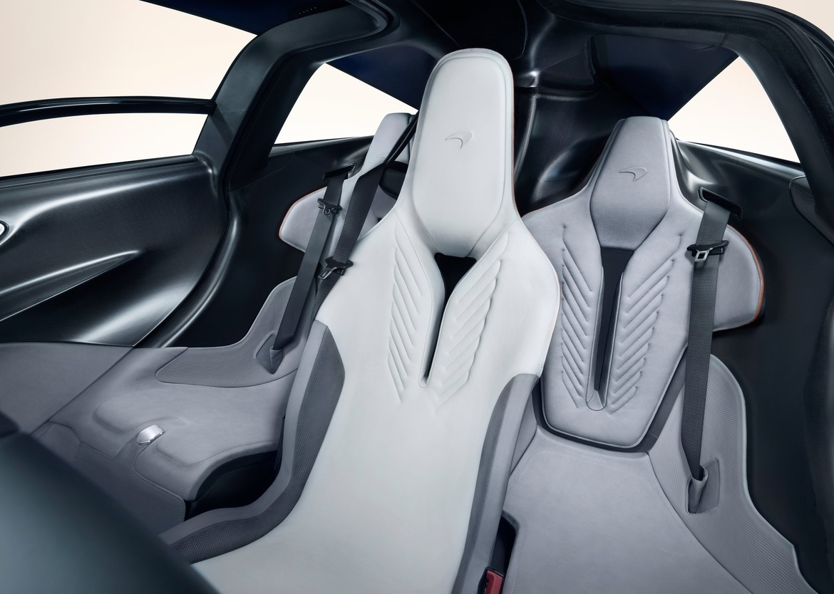 McLaren Speedtail Pumps 1035HP And 250MPH Top End As Rightful Heir To Legendary McLaren F1