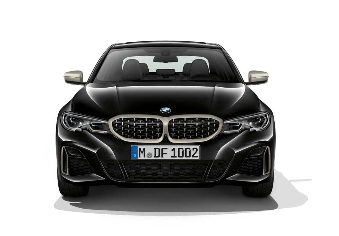BMW Rolls Out Sexy M340i Sedan With 382HP At 4.2 Seconds From 0 To 60