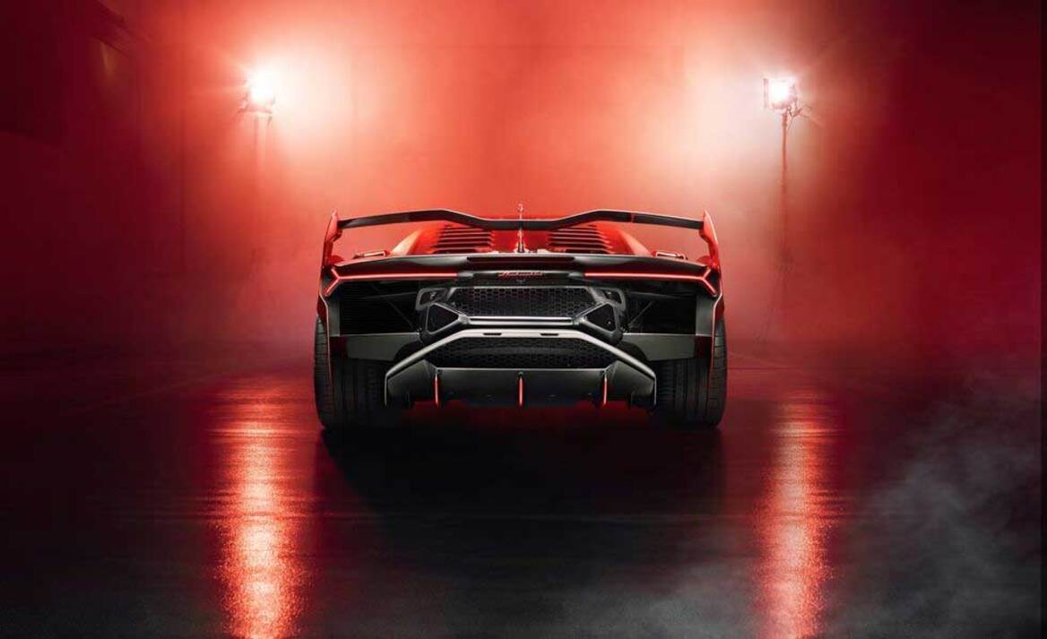 Lamborghini SC18 Alston Is A 778 HP Batmobile-Inspired Track Beast