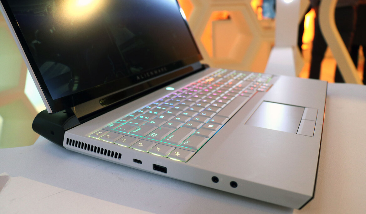 Inside Alienware's Area-51m Killer Gaming Laptop With Modular GeForce RTX Graphics