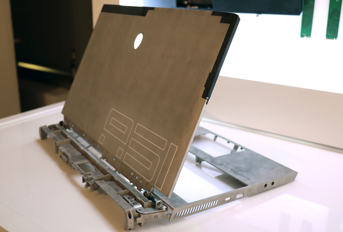 Inside Alienware's Area-51m Killer Gaming Laptop With Modular GeForce RTX Graphics