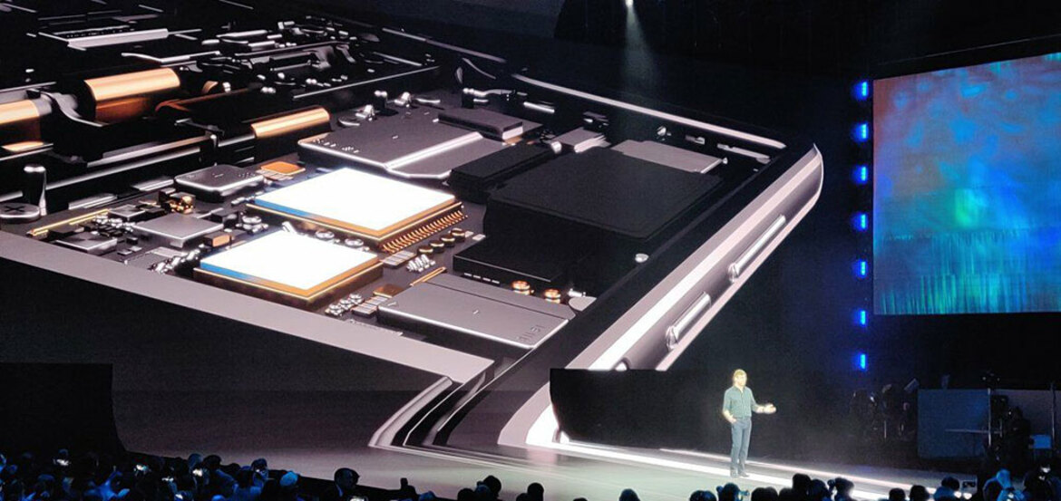 Samsung Galaxy Fold Flexes Six Cameras And Two Batteries