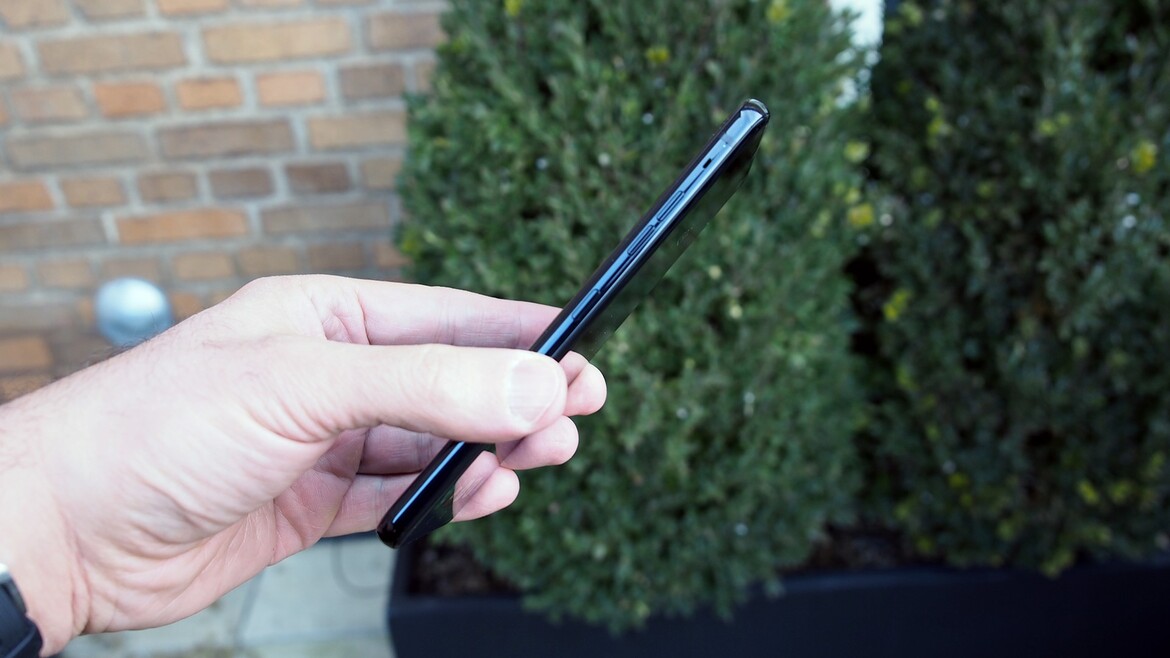 LG G8 ThinQ And V50 ThinQ 5G Flagship Android 9 Pie Phones Storm MWC 2019