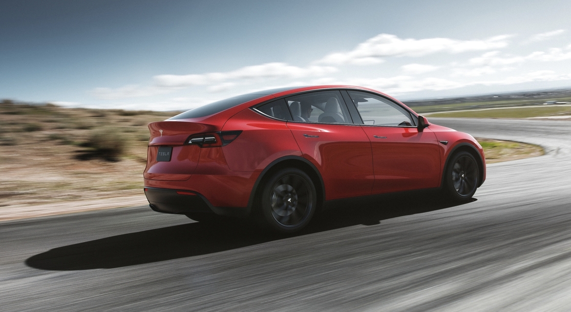Tesla Model Y Revealed: 0-60 in 3.5 Seconds, 300-Mile Range With Seating For Up To 7