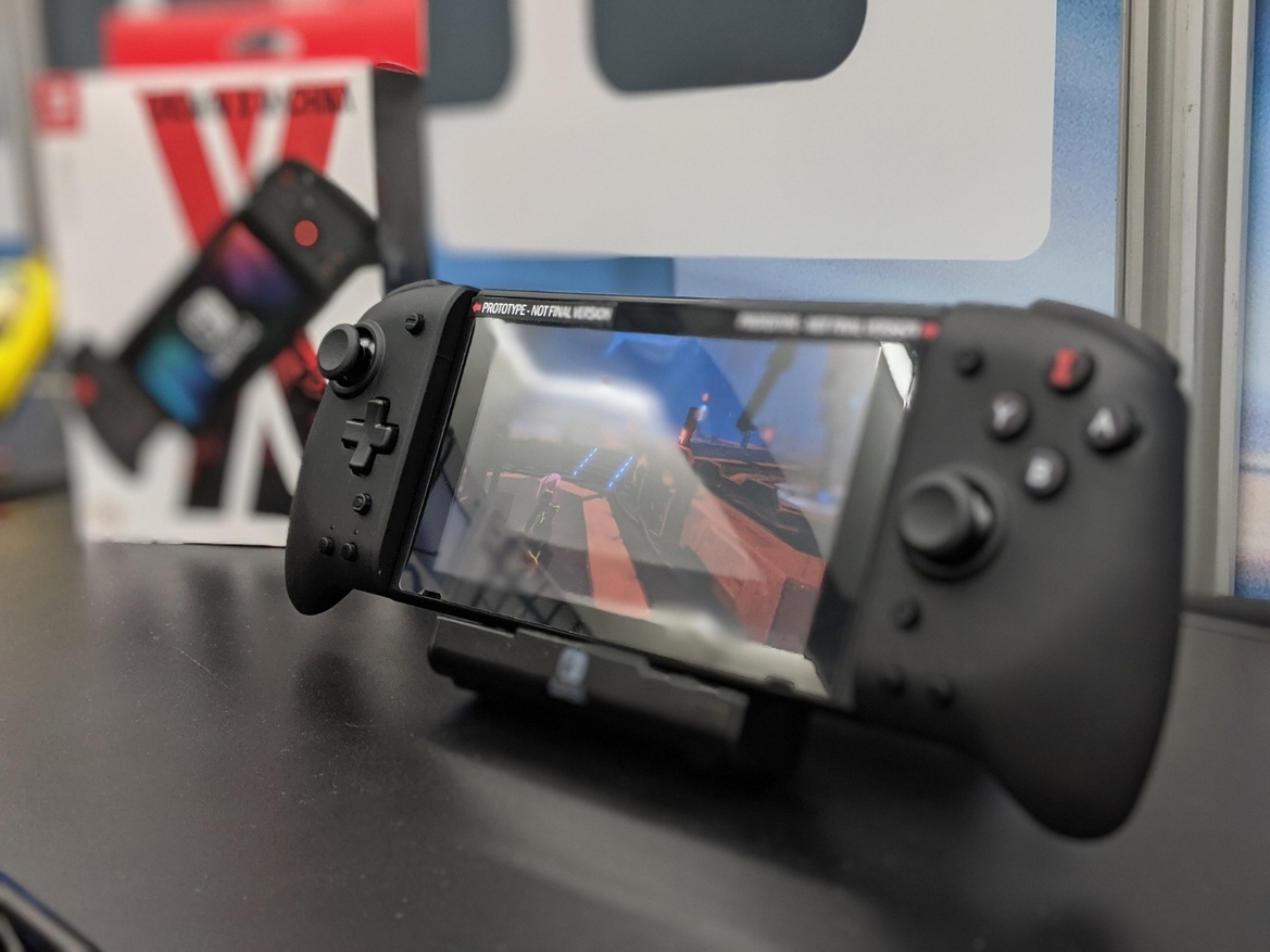 Hori Replaces Nintendo Switch Joy-Cons With Larger And More Ergonomic Controllers