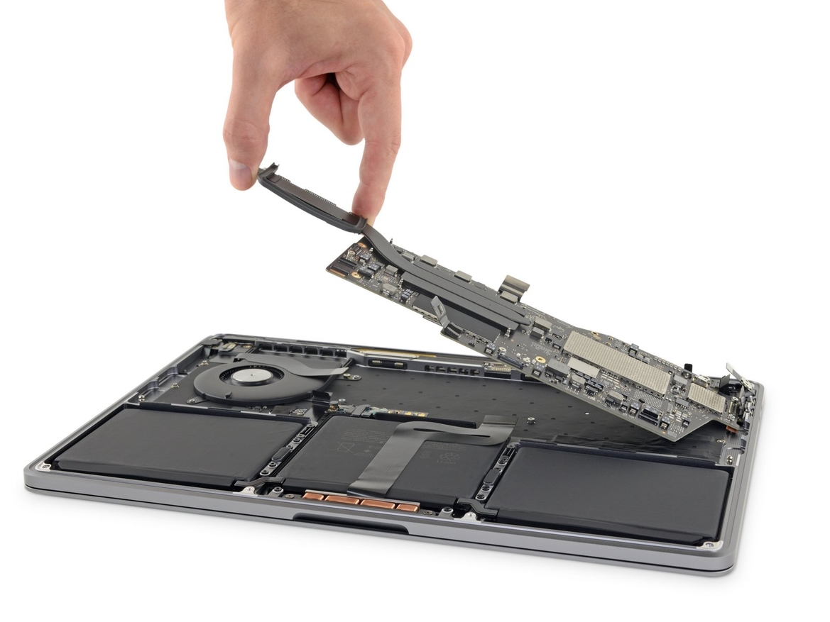 Apple’s Base 2019 MacBook Pro Teardown Reveals Bigger Battery, Worse Upgradability 