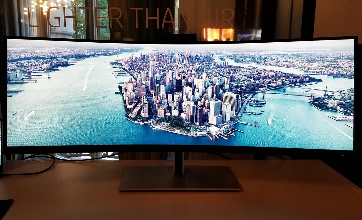 HP Debuts Sleek Elite Dragonfly Mobile Workstation, Bodacious 34 & 43-Inch Curved Displays