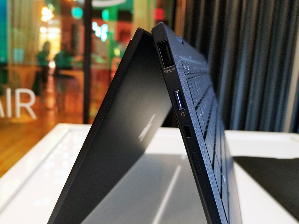 HP Debuts Sleek Elite Dragonfly Mobile Workstation, Bodacious 34 & 43-Inch Curved Displays