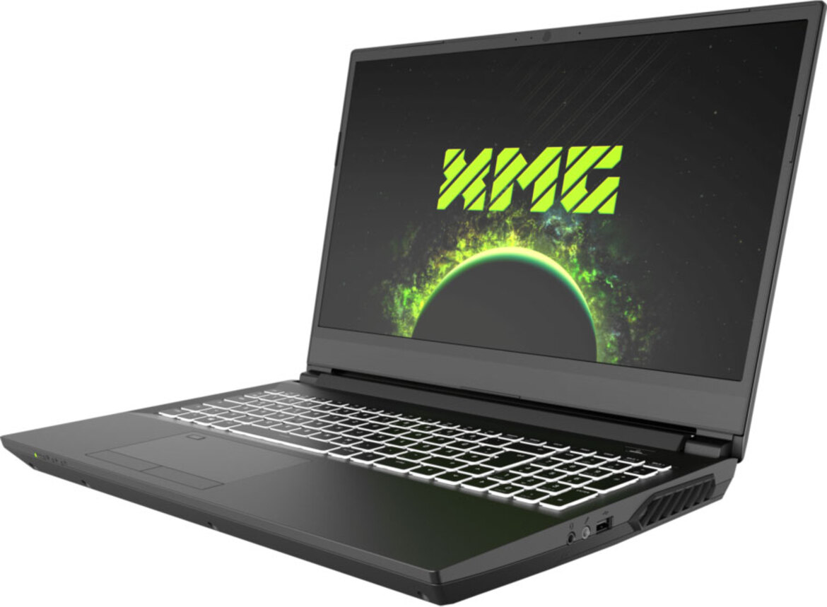 Schenker XMG Apex 15 Gaming Laptop Rocks 16-Core Ryzen 9 3950X CPU, RTX 2070 At Under 6 Lbs