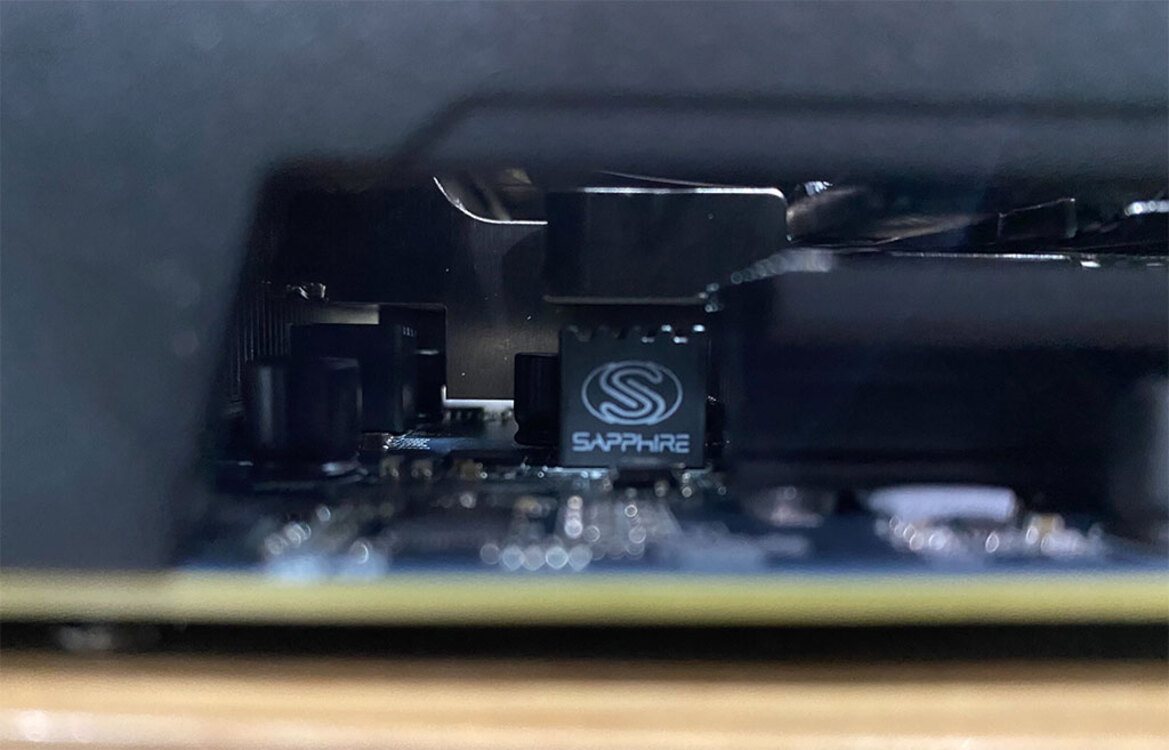 Alleged Dual-GPU Radeon RX 570 Board Emerges With 60MH/s Ethereum Hash Rate