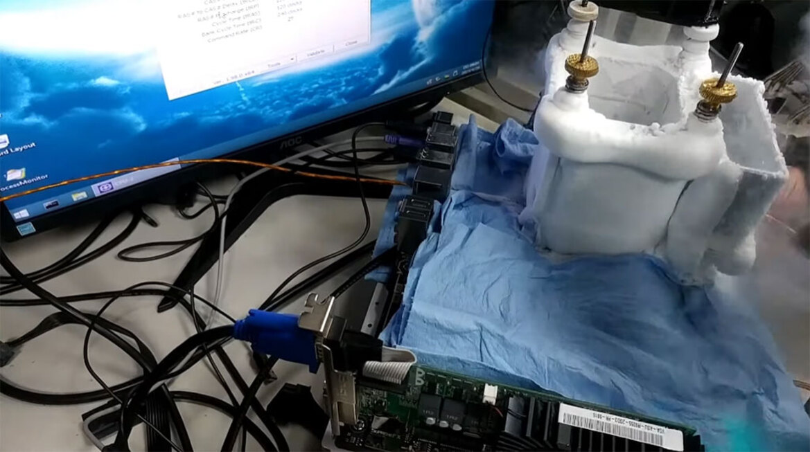 Watch G.Skill's Trident Z5 RAM Hit DDR5-8704 And Smoke The DDR5 World Record