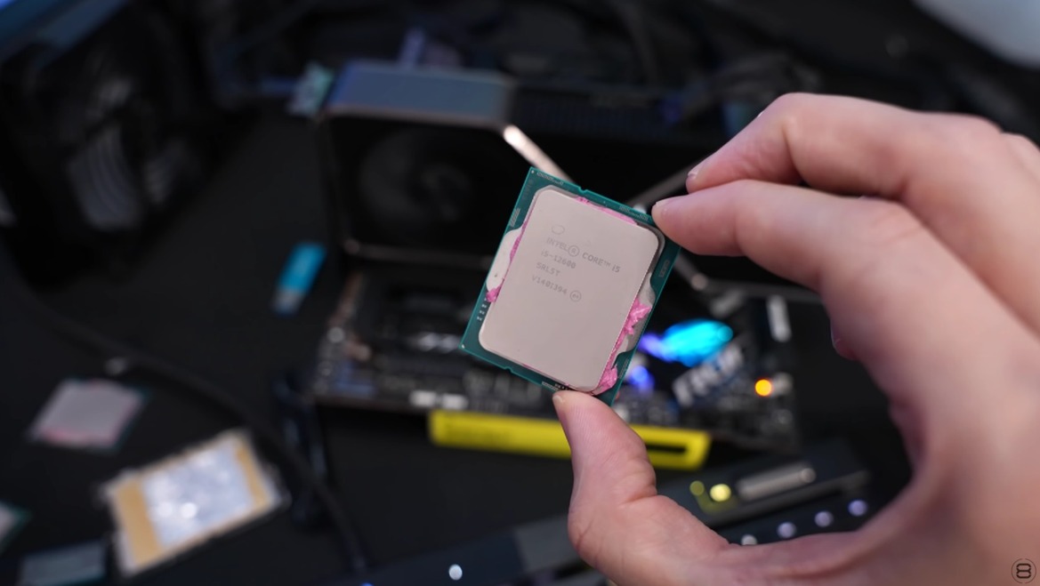 Locked Intel Core i5-12400 Gets Overclocked To 5.2GHz For A Huge Gain In Performance
