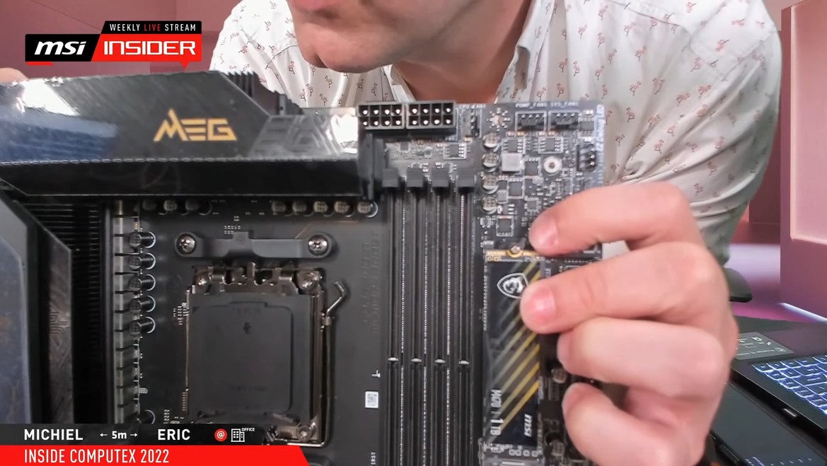MSI Demos Screwless And Toolless M.2 SSD Design For Its Zen 4 Motherboard