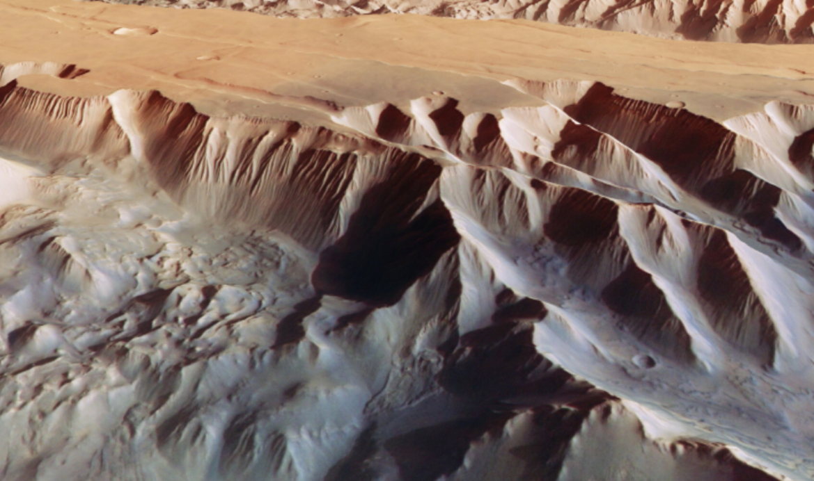 Amazing Photos Show A Cosmic Grand Canyon On Mars That Dwarfs Ours Here On Earth